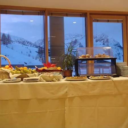 Hotel Lago Losetta 3*